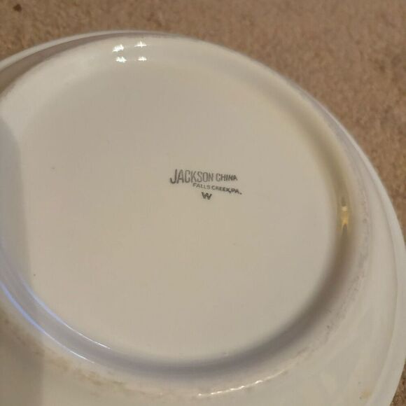 Jackson China 8 1/4” Pink Rose Bowl - Picture 5 of 5